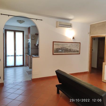 M & M Pinzi Suite Apartment مونتبولشانو ستاتسْيو المظهر الخارجي الصورة